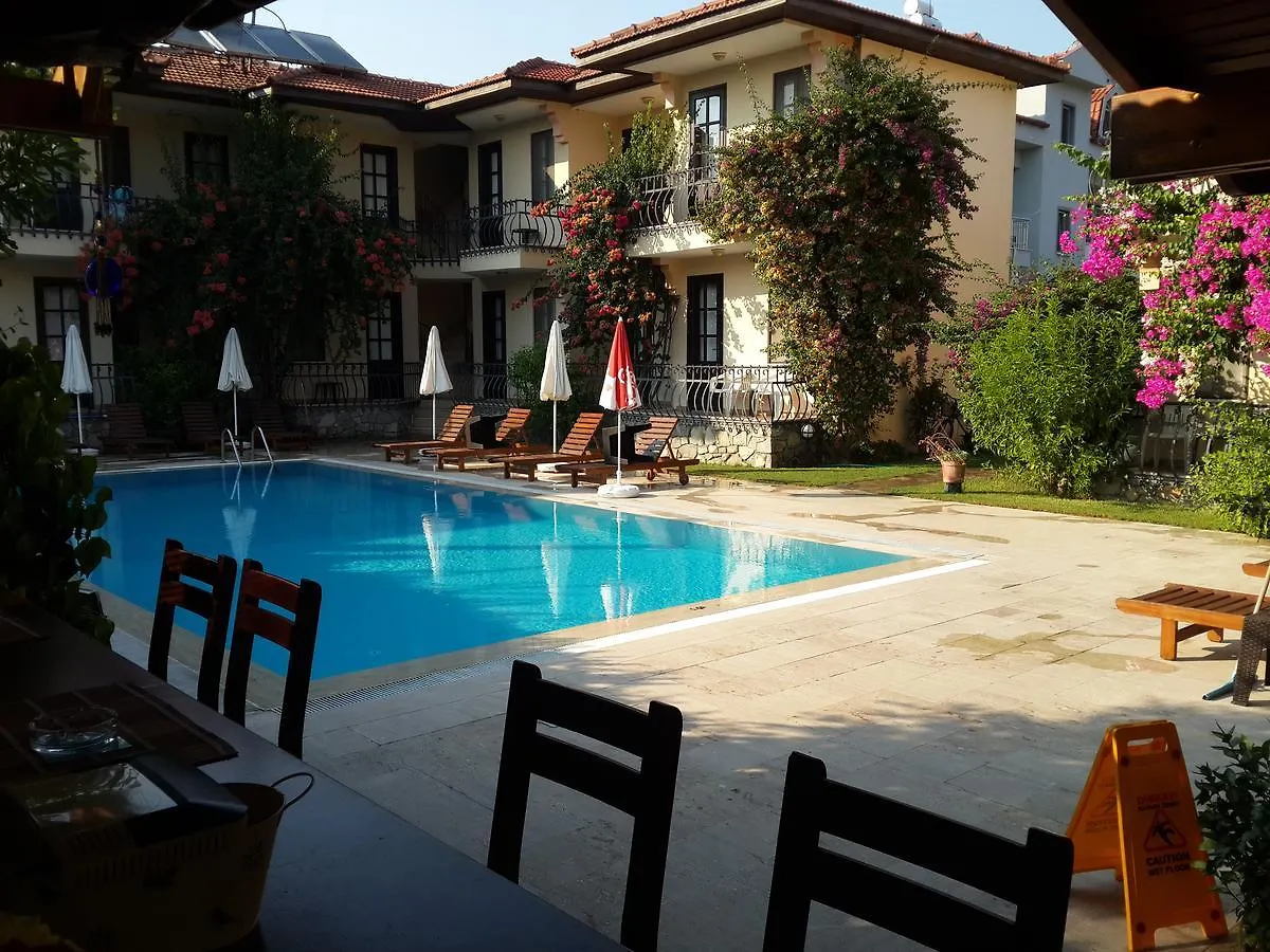 Goerkem Apart Otel Göcek 2*,