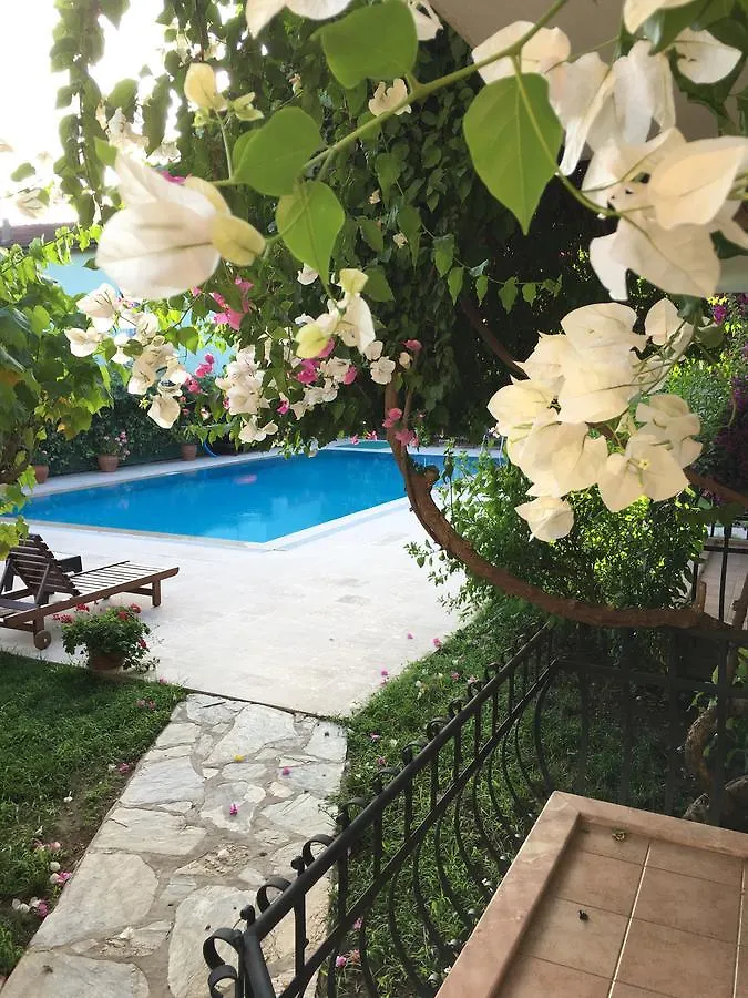 Alojamento de Acomodação e Pequeno-almoço Goerkem Apart Otel Göcek