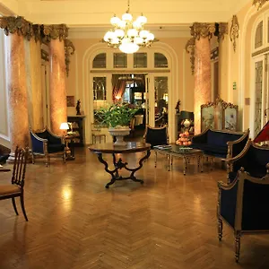 https://grand-boutique-hotel.bucharesthotelsnow.com